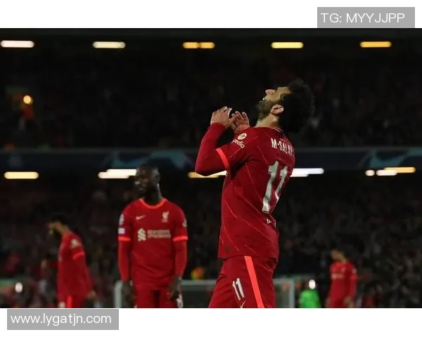 足总杯惊天逆转本菲卡5-1狂胜多特蒙德战术解析引发全场热潮