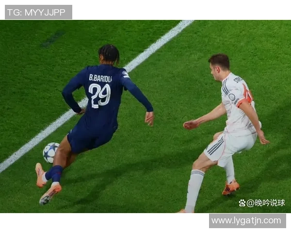 足总杯激战尤文图斯大胜拜仁红牌事件引发全场热议与争议