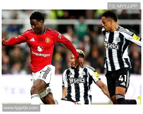 英超激战:多特蒙德绝杀曼联全场沸腾精彩集锦回顾